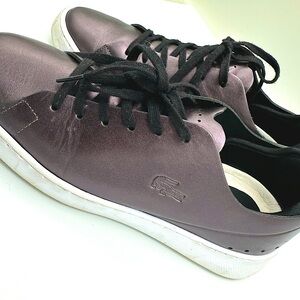 As new Lacost Sneaker